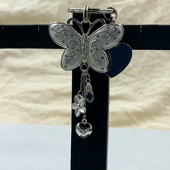 Things Remembered Silver Butterfly Key Ring With 4 Charms - Picture 5 of 7